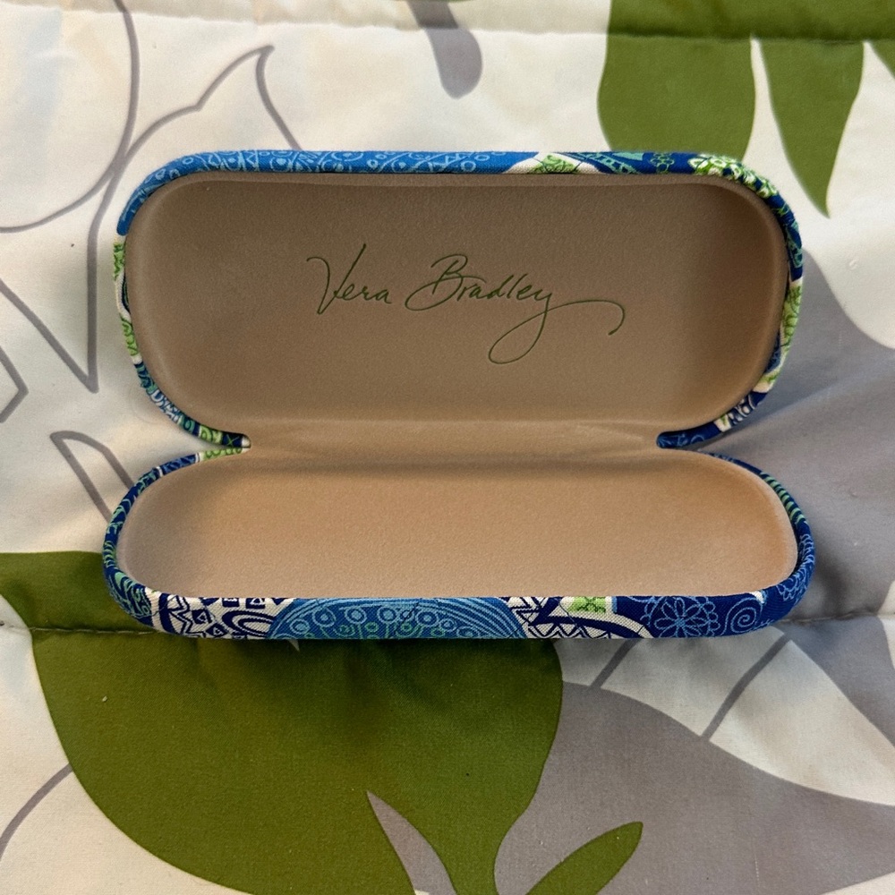 Never used Vera Bradley hard shell eyeglass case
